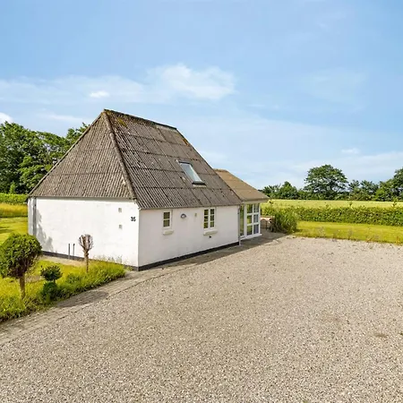 Dom wakacyjny Thrine - 24km From The Sea By Interhome *
